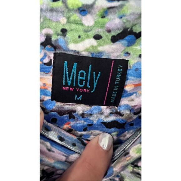 MELY NEW YORK RUFFLE TANK WOMENS SIZE M - Picture 3 of 7